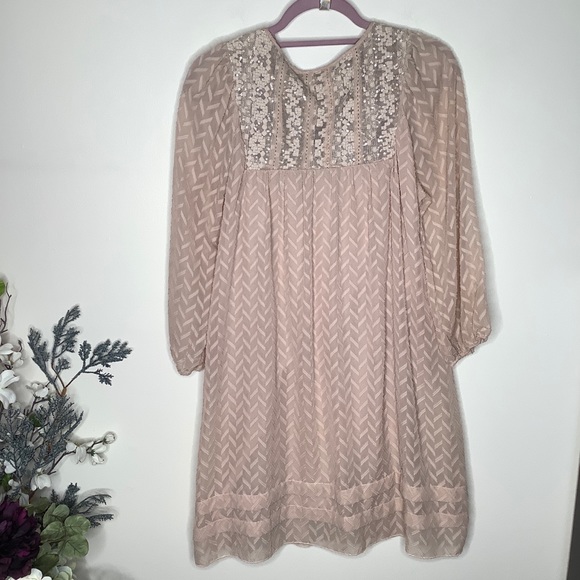 ANTHROPOLOGIE Anwen Peasant Prairie Dress {J30} - Picture 4 of 7
